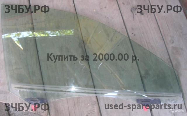 Toyota Camry 5 (V30) Стекло двери передней правой