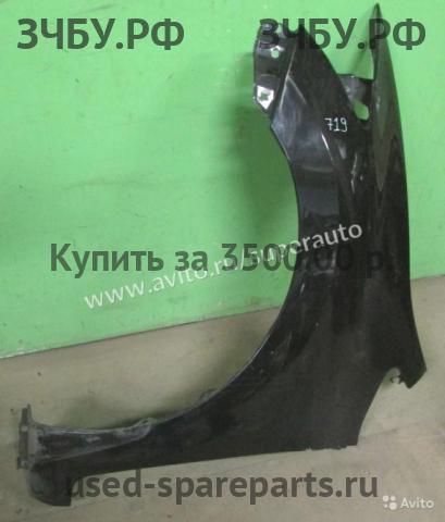 Toyota Auris 1 (E150) Крыло переднее левое