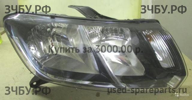 Renault Logan 2 Фара правая