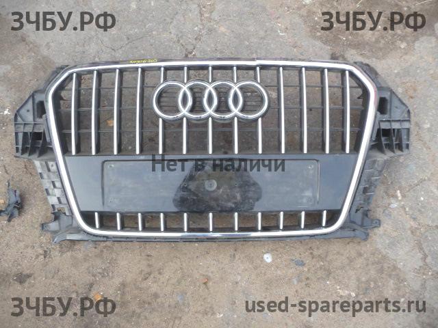 Audi Q3 [8U] Решетка радиатора