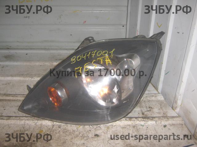 Ford Fiesta 5 Фара левая