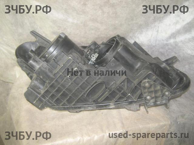 Nissan Qashqai (J10) Фара левая