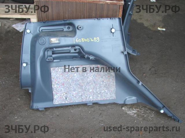 Mitsubishi Colt 6 (Z30) Обшивка багажника