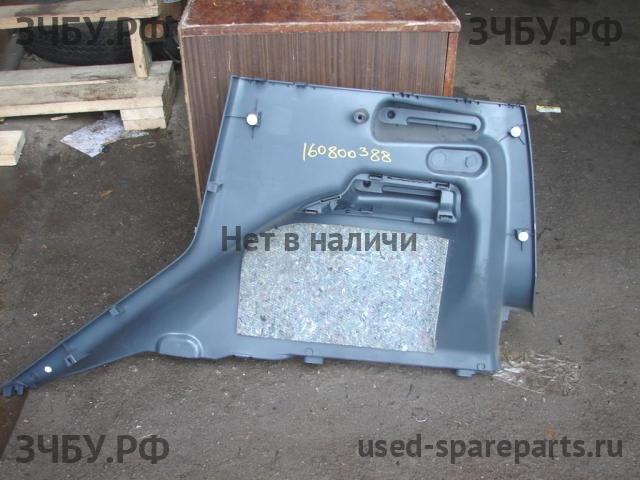 Mitsubishi Colt 6 (Z30) Обшивка багажника