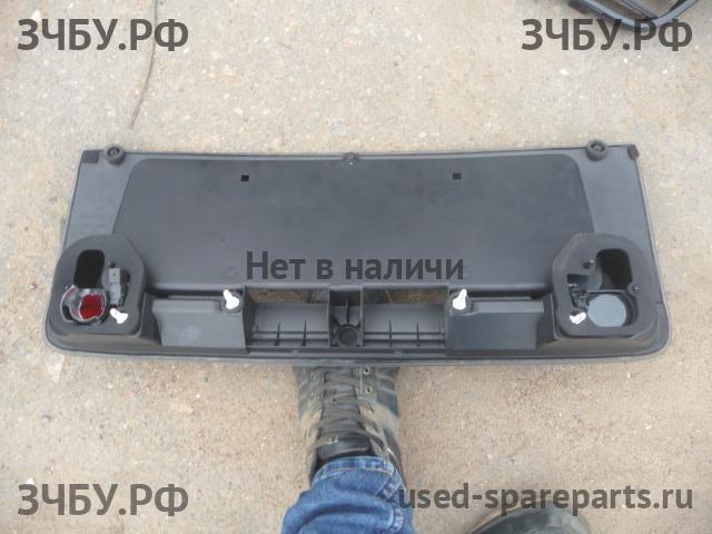 Audi A6 [C5] Накладка на дверь багажника