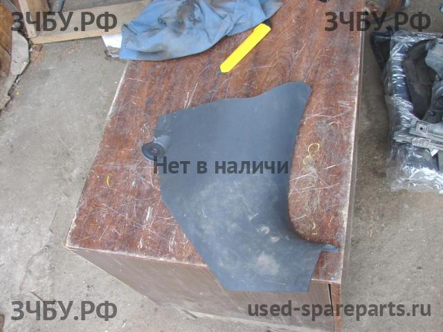 Mitsubishi Colt 6 (Z30) Накладка декоративная на торпедо