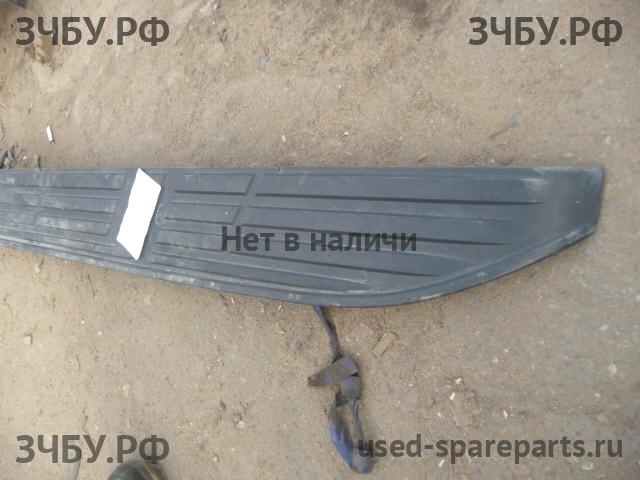 Toyota Land Cruiser 150 (PRADO) Накладка на порог задний правый