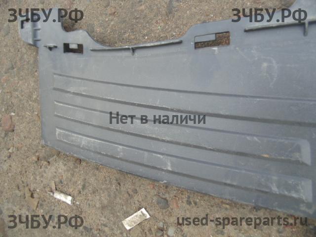 Toyota Land Cruiser 150 (PRADO) Накладка заднего бампера