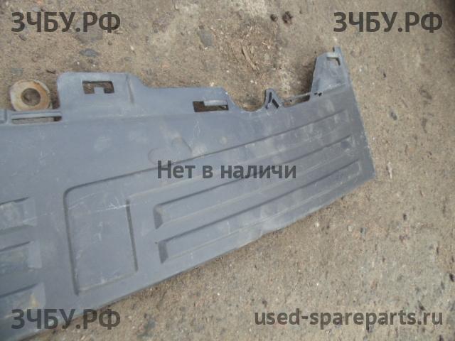 Toyota Land Cruiser 150 (PRADO) Накладка заднего бампера