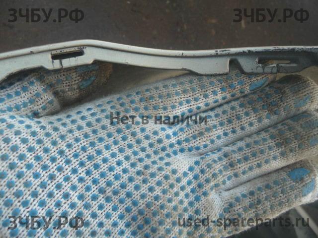 Toyota RAV 4 (3) Бампер передний
