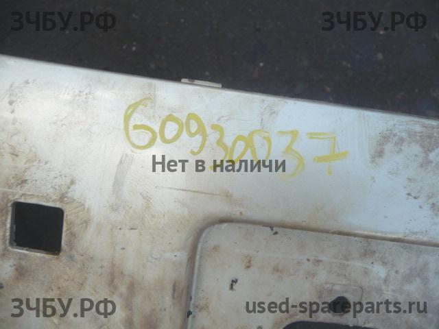 Toyota RAV 4 (3) Бампер передний