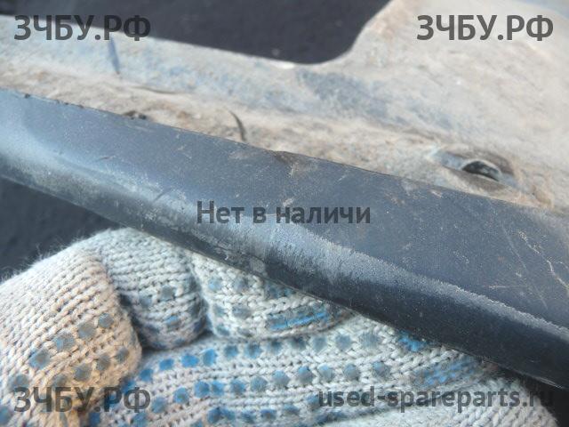 Toyota Land Cruiser 150 (PRADO) Брызговик задний левый