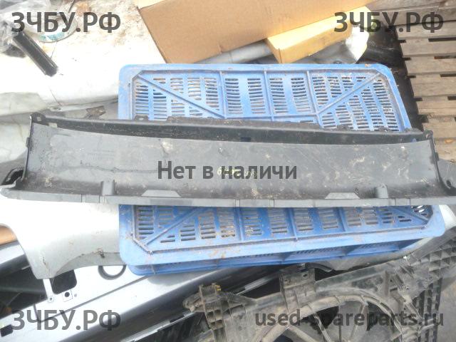 Volvo S60 (2) Накладка заднего бампера
