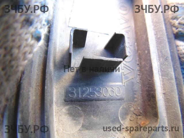 Volvo S80 (2) Накладка крышки багажника