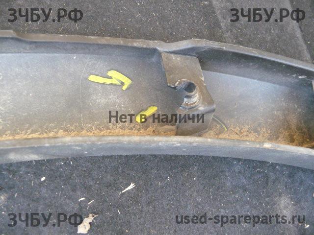 Porsche Cayenne 2 (958) Накладка крыла заднего левого