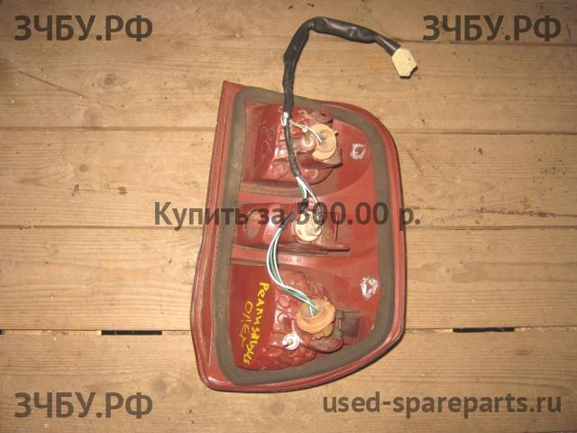 Toyota RAV 4 (2) Фонарь правый