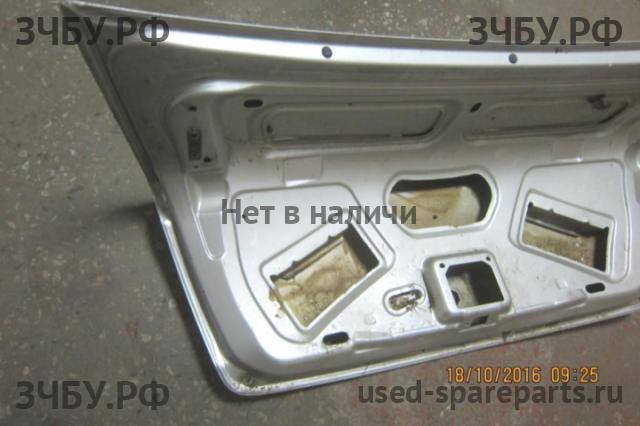 Renault Logan 1 Крышка багажника