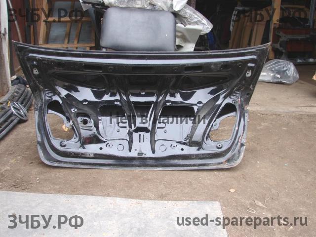 Honda Civic 8 (4D) Крышка багажника