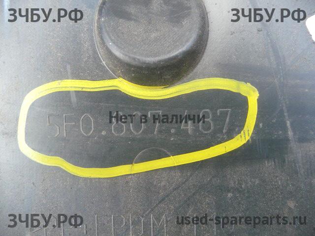 Seat Leon 3 (5F) Накладка заднего бампера