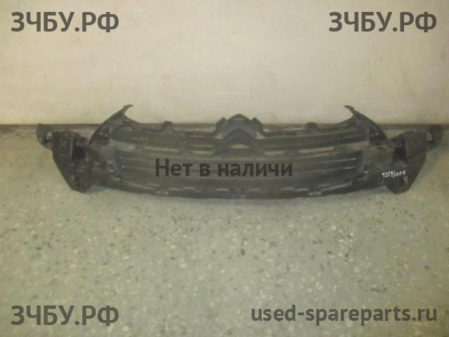 Citroen C4 (2) Решетка радиатора