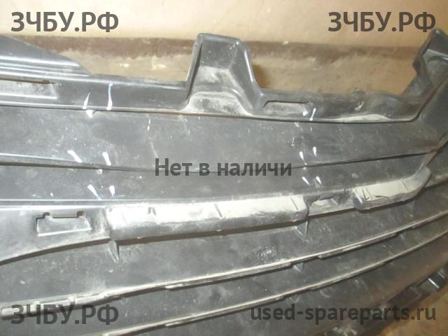 Citroen C4 (2) Решетка радиатора