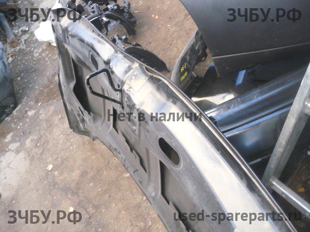 Peugeot 308 Капот
