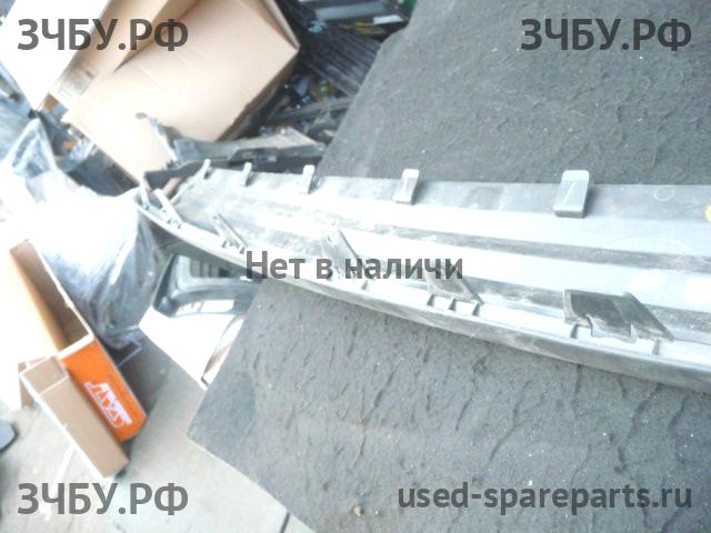 Cadillac Escalade (3) Накладка заднего бампера