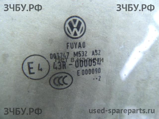 Volkswagen Polo 5 (Sedan) Стекло двери задней левой
