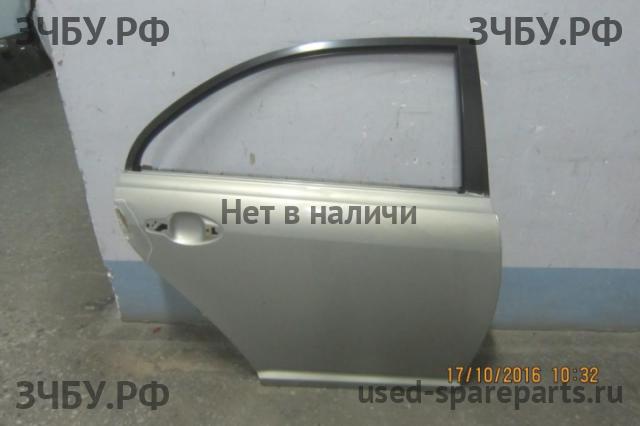 Toyota Avensis 2 Дверь задняя правая