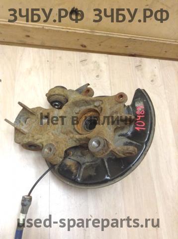 Toyota RAV 4 (3) Кулак задний правый