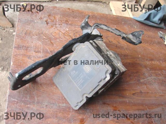 Honda Accord 8 Блок ABS (насос)