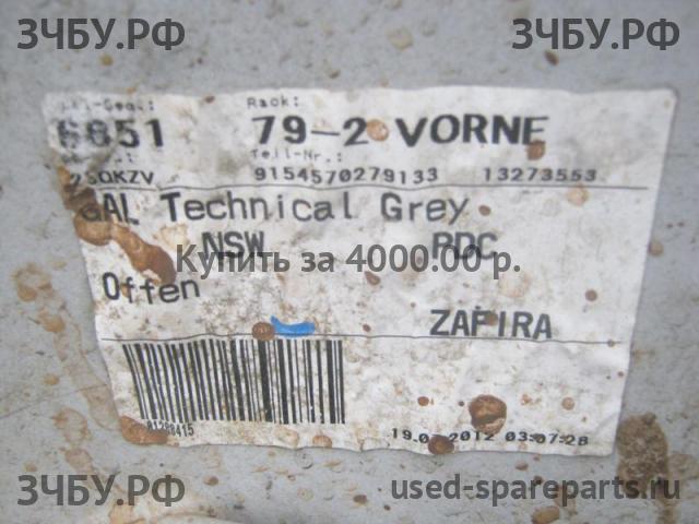 Opel Zafira B Бампер передний
