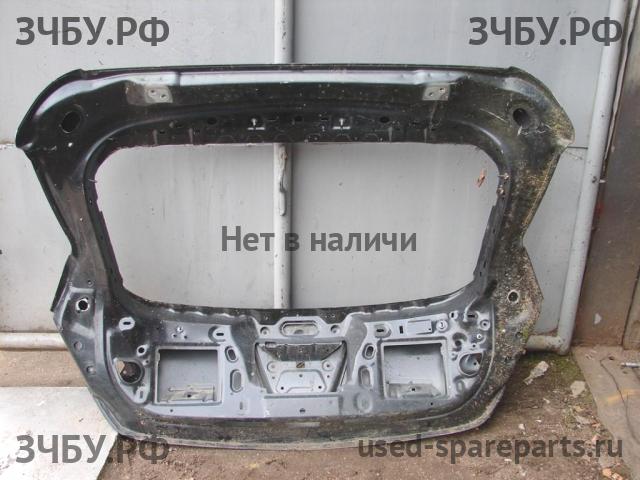 Opel Astra J Дверь багажника