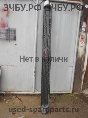 Nissan Patrol (Y62) Подножка
