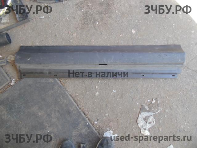 Toyota RAV 4 (4) Молдинг двери