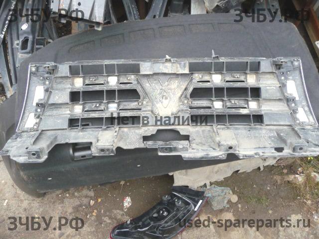 Mitsubishi Pajero/Montero 4 Решетка радиатора