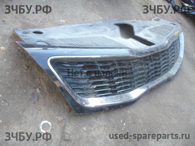 KIA Rio 3 Решетка радиатора