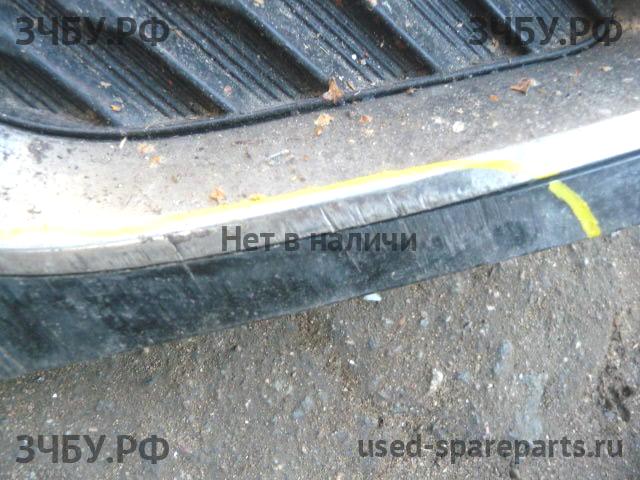 KIA Rio 3 Решетка радиатора