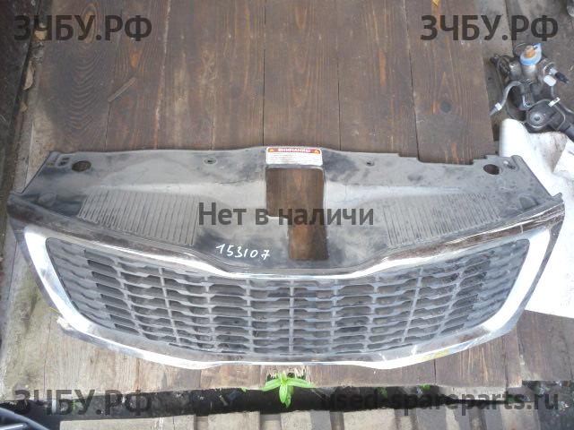 KIA Rio 3 Решетка радиатора
