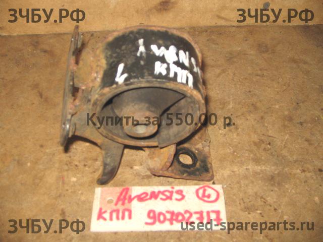 Toyota Avensis 1 Опора КПП