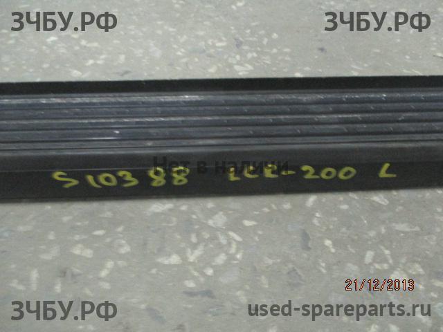 Toyota Land Cruiser 200 Подножка