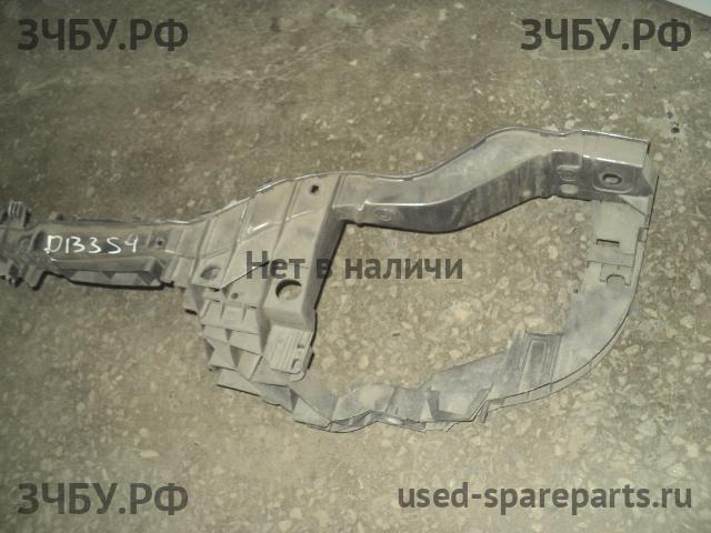 Ford Focus 3 Панель передняя (телевизор)