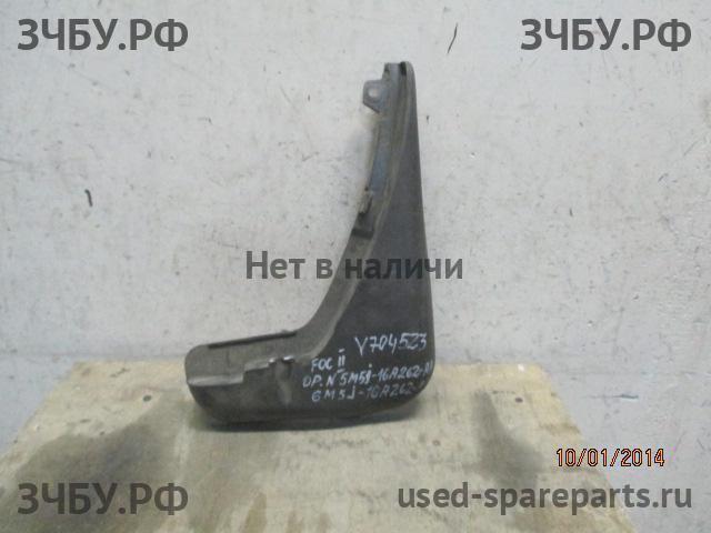 Ford Focus 2 Брызговик передний правый