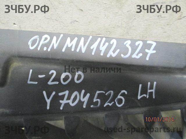 Mitsubishi L200 (4)[KB] Решетка радиатора