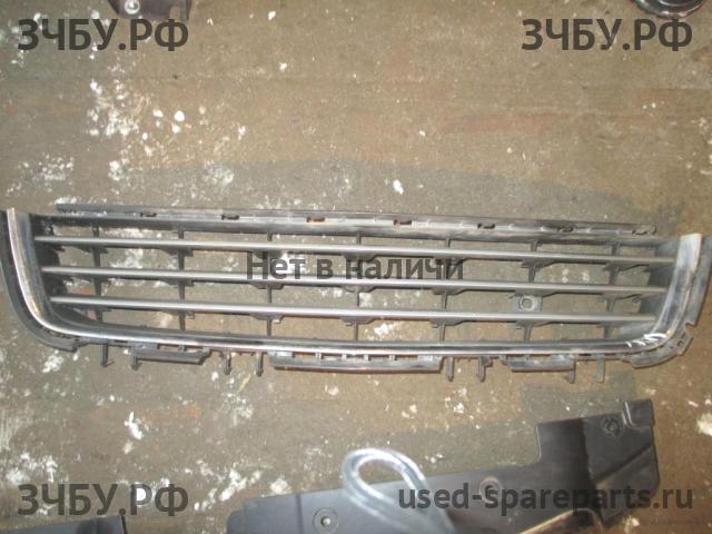 Opel Astra H Решетка в бампер