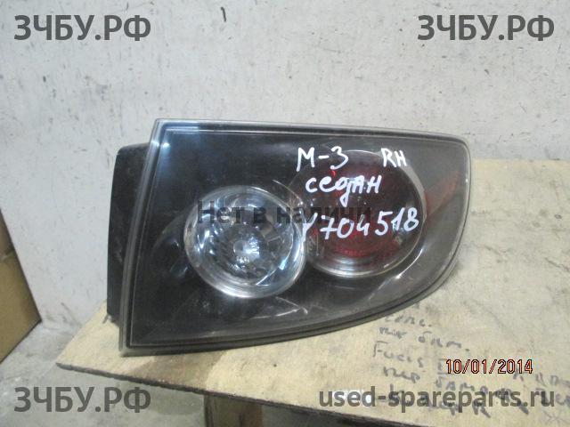 Mazda 3 [BK] Фонарь правый