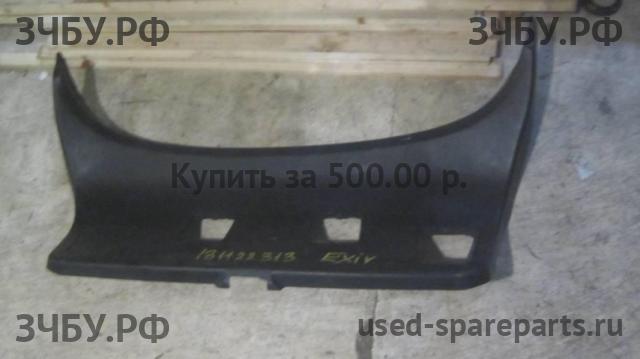 Toyota Corona EXIV Накладка крышки багажника
