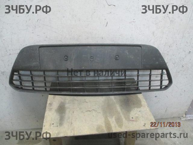 Ford C-MAX 1 Решетка в бампер