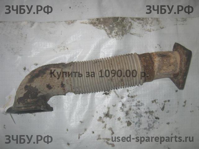 Hyundai HD 120 Патрубок