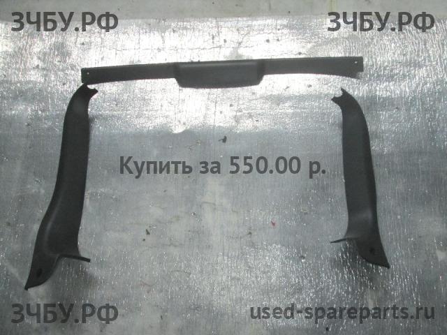 Chevrolet Niva Обшивка двери (комплект)
